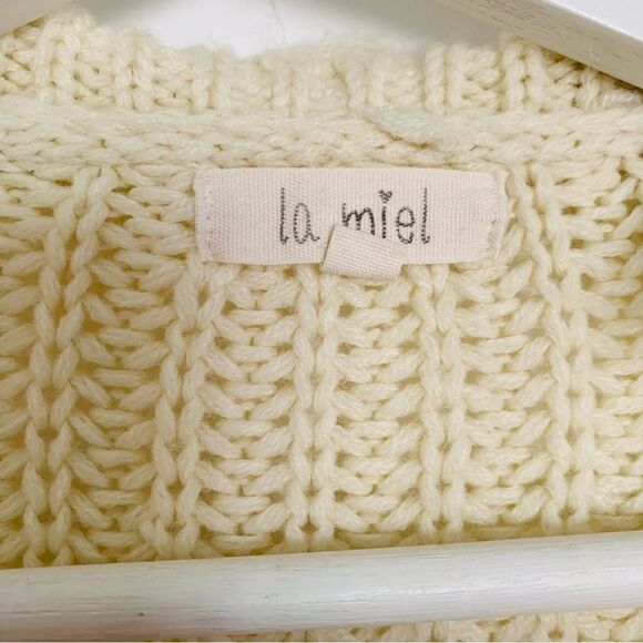 Boutique La Miel (WildFox Inspired) Chunky Knit Sweater | Size: M/L - Picture 5 of 6